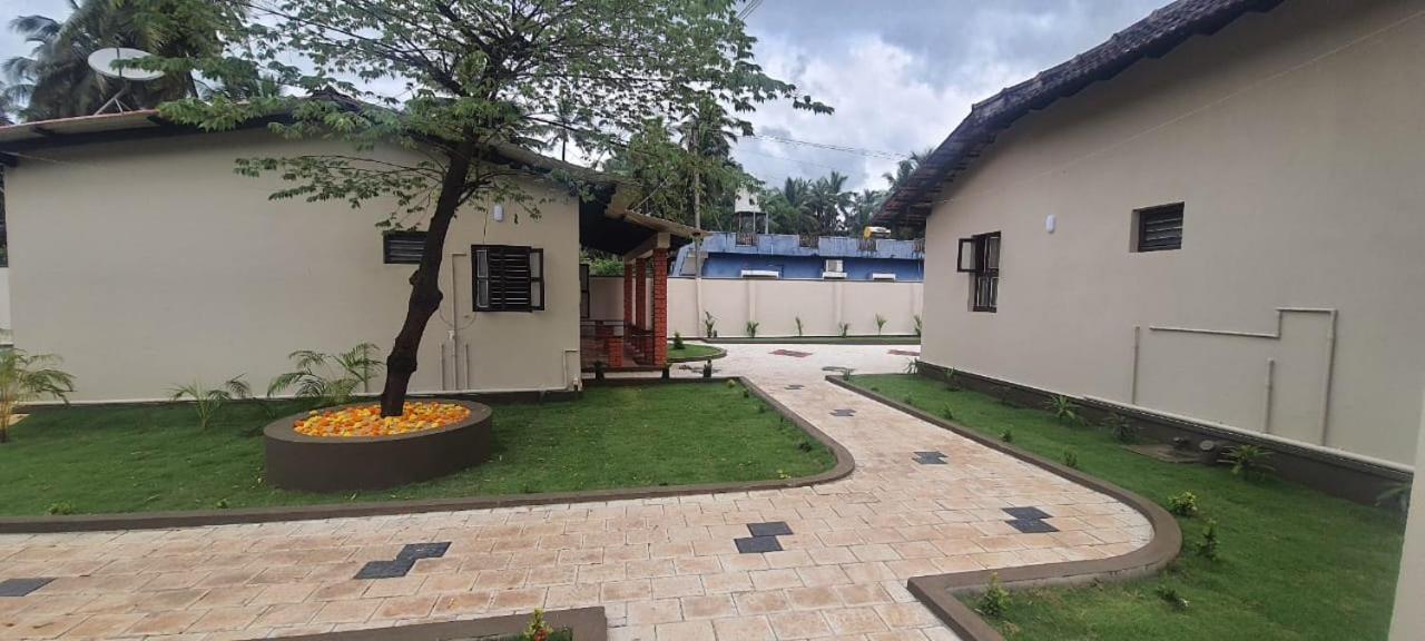 Coastal Hideoout Family Cottages Malpe Esterno foto