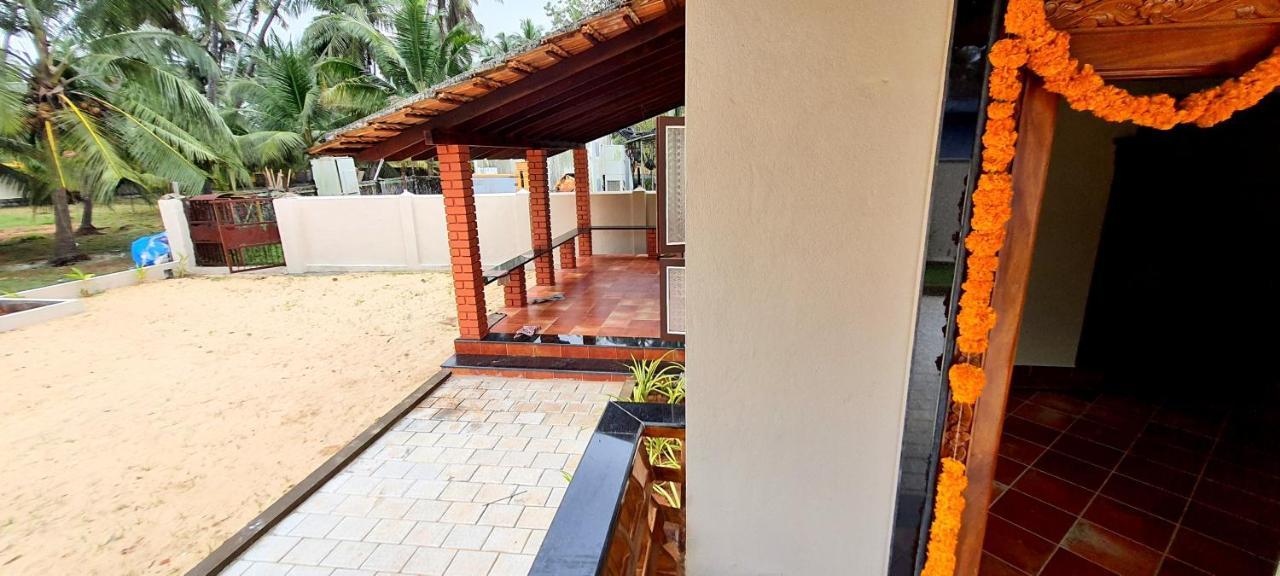 Coastal Hideoout Family Cottages Malpe Esterno foto